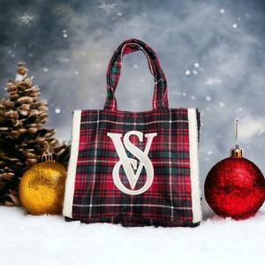 Victoria's Secret Bags Nwt Victorias Secret Christmas Tote Bag